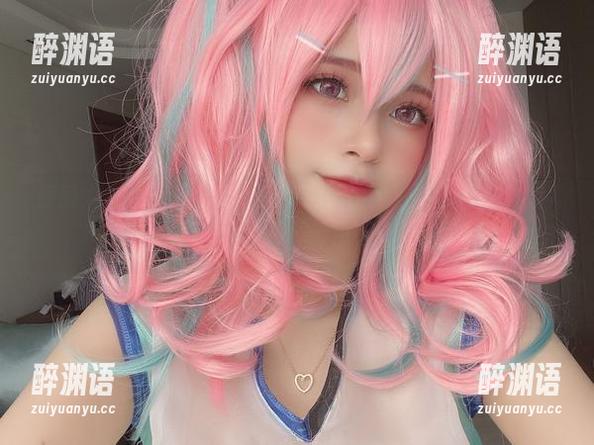 原图太无敌了，Azami在‘June’里的表现让我有种想扒她后栏杆的冲动，哈哈。