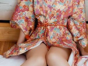 GIRLT果团网 – 甜Abby姐姐的写真更新，看着她的姿态，心里涨满了些莫名的期待。