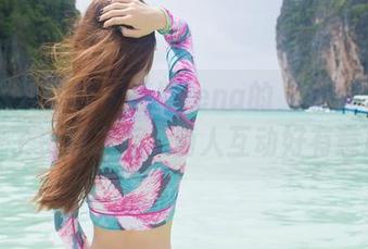 IMiss爱蜜社 – 莉娜lena的“妹妹”写真，看了资源之后，俩人互动好有意思。