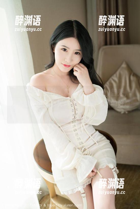 MiStar魅妍社 - 制服版Wendy智秀，福利和原图来个大碰撞，打破常规的好奇心