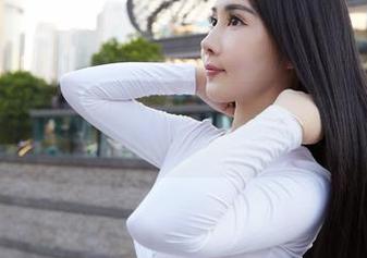 MiiTao蜜桃社 – 小魔女lily的“御姐”图片放大招，分享一下这奇妙的魅力！
