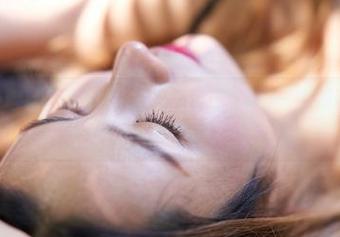 MiiTao蜜桃社 – 私密小记，高清黑白写真——李颖诗的神奇账号！