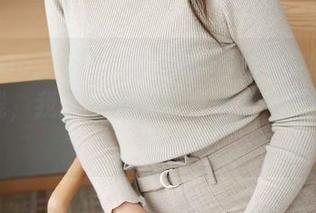 MiiTao蜜桃社 – 梦乃Mandy的丝袜美图在线，我的焦距总是无法离开她的腿啊！