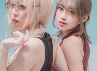 Mozzi(모찌)的黑色原图，你还不下载？这衣服能让你从人群中消失，哈哈！