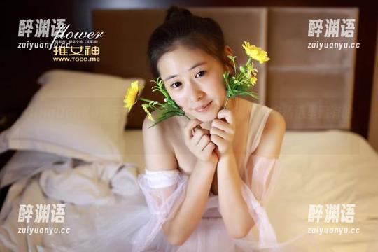 QingDouKe青豆客 - 你能想象尤Una娜的内衣精选里藏有的暧昧吗？