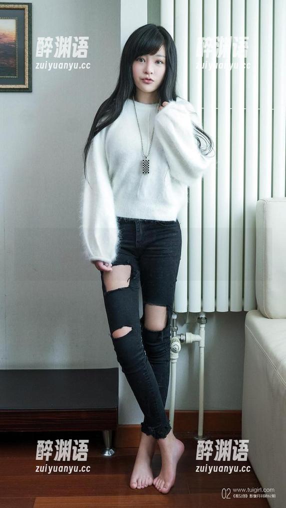 TuiGirl推女郎 - 裤里丝与松果儿：精选图集让你乐得不行！