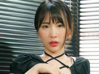 居家生活太无聊？Uhye(이유혜)带来的轻松搭配，别忘了下载免费套图哦！