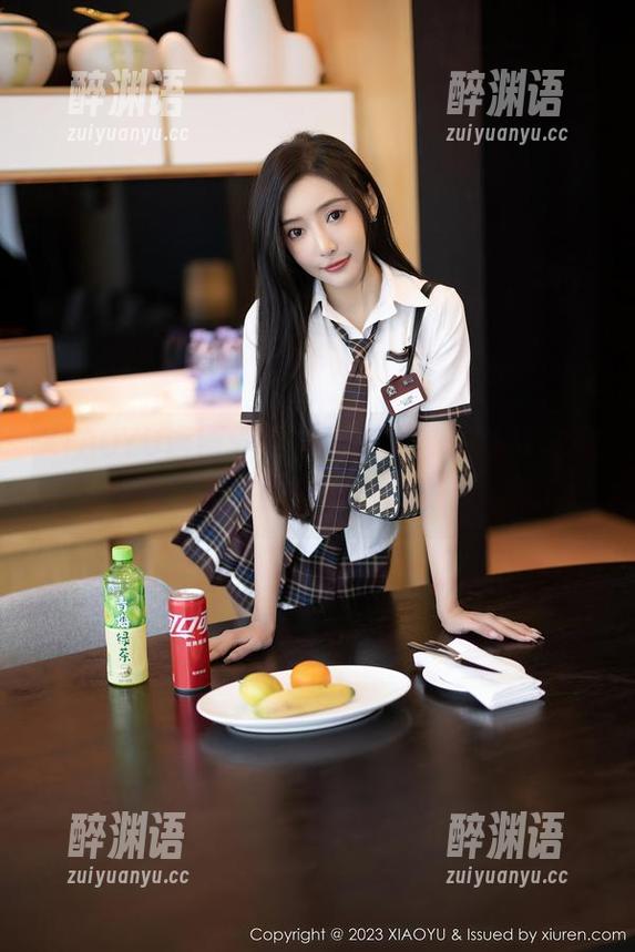 XIAOYU语画界 - 哇，李丽莎黑丝写真集，最新的！我这眼神都不知该停在哪了。