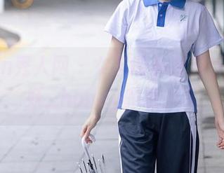 Xiuren秀人网 – 女友的私房旅行，小蛮妖_honey的镜头下