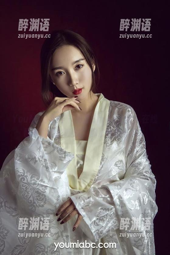 YouMi尤蜜荟 - 奶茶Emily透明：在线图集的隐秘呼唤，你准备好了吗？