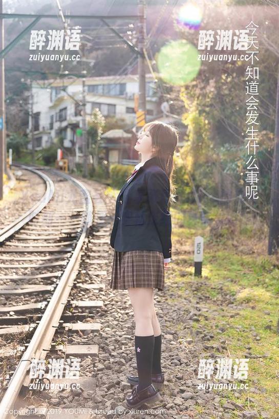 YouMi尤蜜荟 - 分享张思允Nice的皮衣时刻——随便一穿就走红的真实写照！