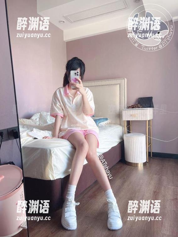 看“at鲨鱼”在线图集，在粉色的海洋里畅游小清新风！