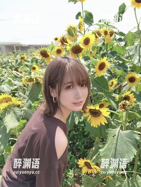 跳舞的照片与けん研(けんけん)的奇思妙想：COS的2021年合集，宛如梦游！
