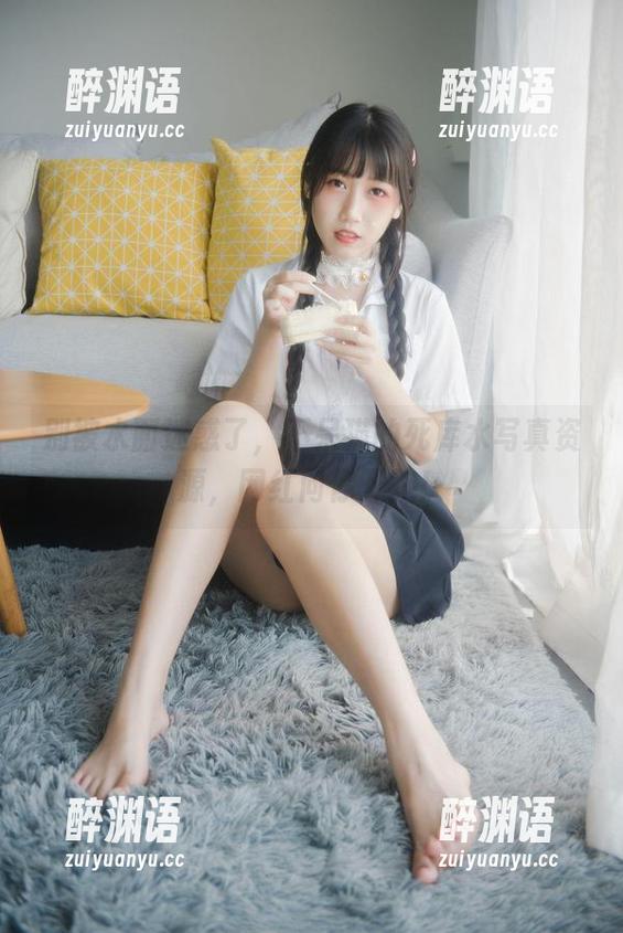 别被水面迷惑了，不呆猫的死库水写真资源，网红向你开炮！