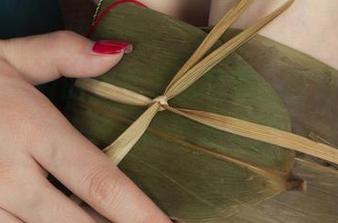 丽柜 – 文芮的那套，虽然香，但更像是莲花开了的妙趣资源