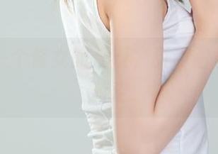 丽柜 – 一个修女的反叛，甜甜图包让思绪游走