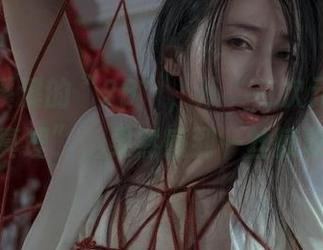 精选云溪溪的“2B”，从“二次元”走到“真理”，果然感到一丝惊叹！