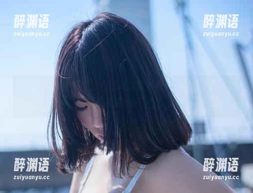这白衬衫真是魔怔，今汐每张写真都好像在说‘快来点开图包吧’