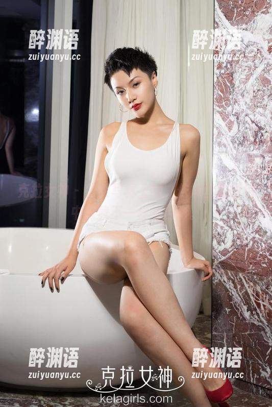 克拉女神-依娜丝 克拉女神 - 修女写真上线,依娜丝的图包中有着不一样的色彩。