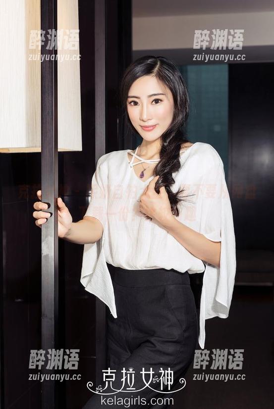 克拉女神 - 熙妍自拍大全，要不要从网盘下载一份？比较有趣