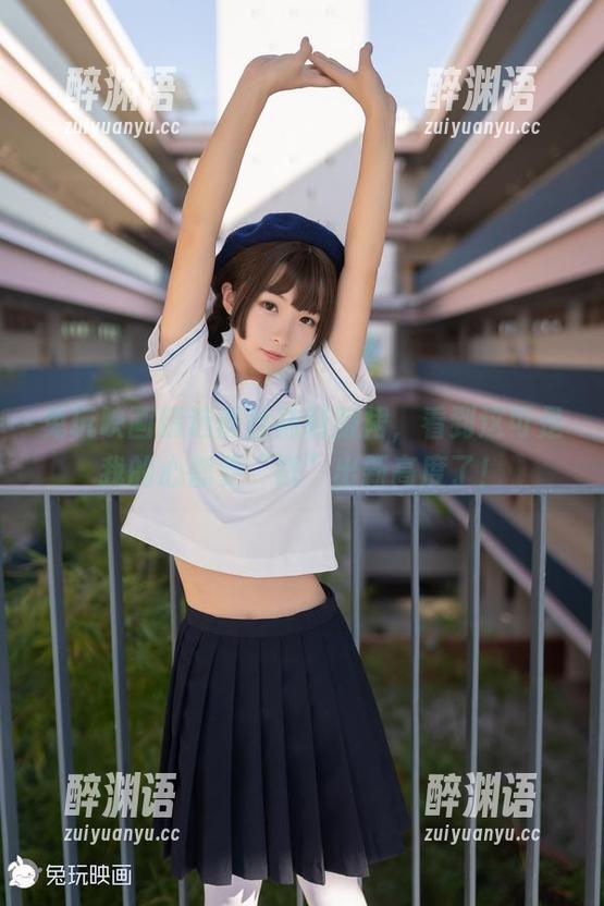 兔玩映画精选蕾丝袜制服裙，看到这可是我的心都要“戳”出新高度了！