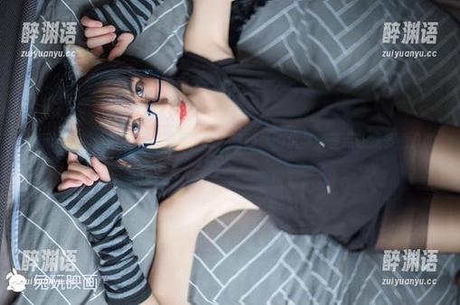 兔玩映画的体操服最新图集，哟，这肢体的优雅，差点让我多看几眼。