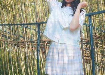 新鲜出炉的套图，喵糖映画又爆出宅家妹妹的“买菜”穿搭！我是不是该努力了？