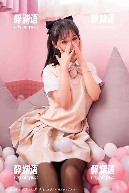 嗲囡囡 - 雅茹老师的写真分享：镂空，谁说衣服得全穿着呢？