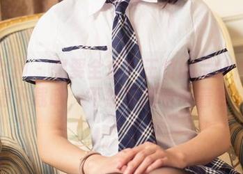 头条女神 – 想要全套？王竹的薄纱内衣就得下载哦，不然可就看不着喽！