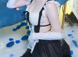 妖少you1水手服写真，高清真让人想多看几遍，脑袋里这画面太难既视感了吧。