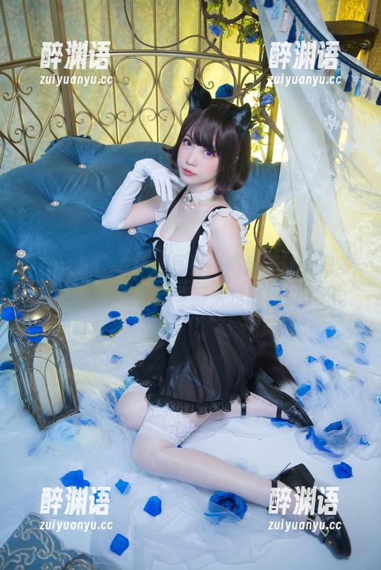 妖少you1水手服写真，高清真让人想多看几遍，脑袋里这画面太难既视感了吧。