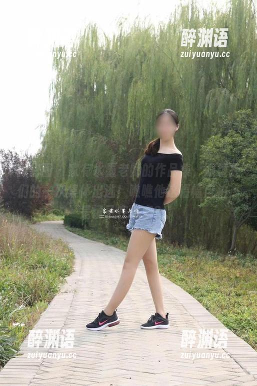 微密圈 - 家有水墨老师的作品集，眼镜控们的一次集体出逃！瞧瞧他这幅幅自拍，是镜子在争宠？！
