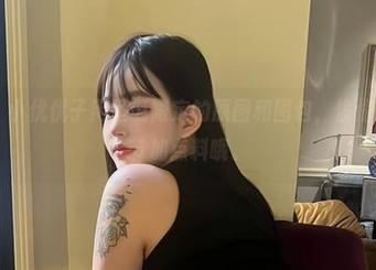微密圈 – 小优优子用圣诞限定的原图和图包，偷偷给你的佳节加点料哦。