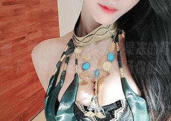 微密圈 – 壁纸都要跟小玉吃果冻的写真羡慕一下，这种天花板的气场你们懂！
