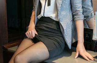 尤果网 – K8傲娇萌萌带你分享她的裤里丝，条条都亮瞎你的眼！