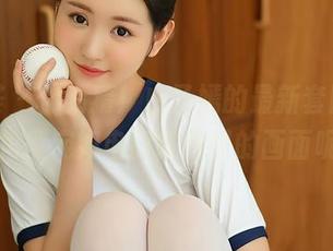 尤蜜荟 – 你猜猜！白子嫣的最新套图，娇娘角度宛如电影胶卷里的画面呢。