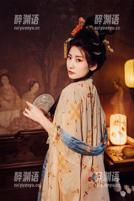 星澜想来杯珍珠奶茶的红裙合集——私人衣橱的极致诱惑