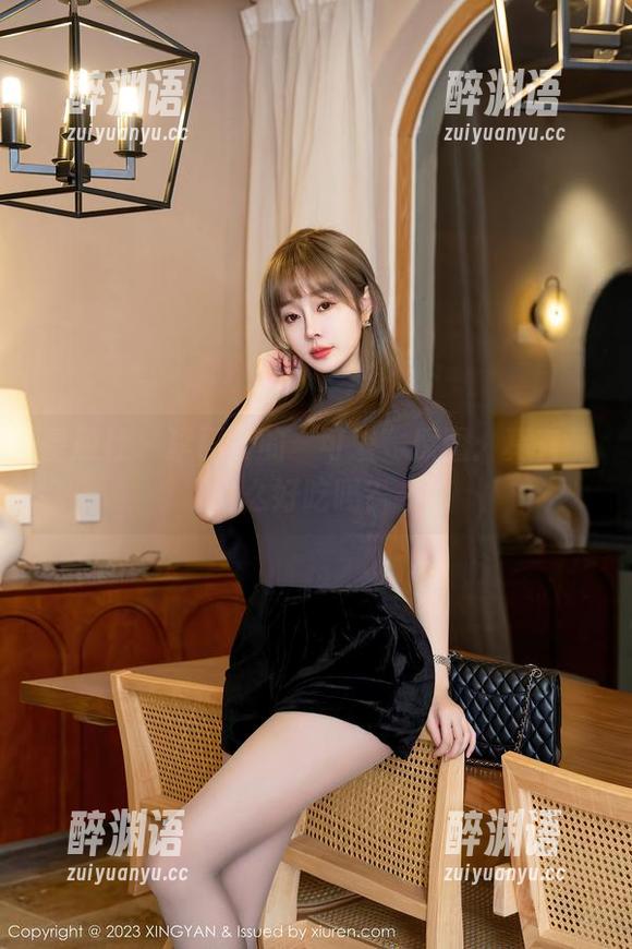 星颜社 - 李丽莎的“可爱”原图：真有那么好吃吗？