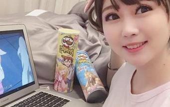 说好的清凉感呢？是依酱呀的夏日写真原图果然没有让我失望！