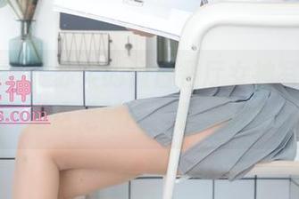 梦丝女神 – 苏柔的假日餐厅女神写真，难道这是新的午餐灵感？