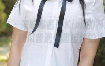 模范学院 – 来瞧瞧茜茜Kimi的制服写真集，分享貌似普通但超魔性的小细节