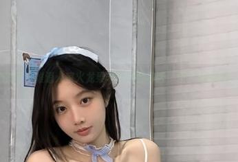 微密圈 – 难道人家火龙果羊不只会写话，还会穿棉袜？！