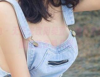 爱尤物 – 无圣光欧阳美萱，油亮套图，总能让我多看几眼。