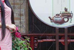 爱蜜社 – 翻开萌白酱的私摄影集：你信不信，我每晚穿这件睡衣追剧！