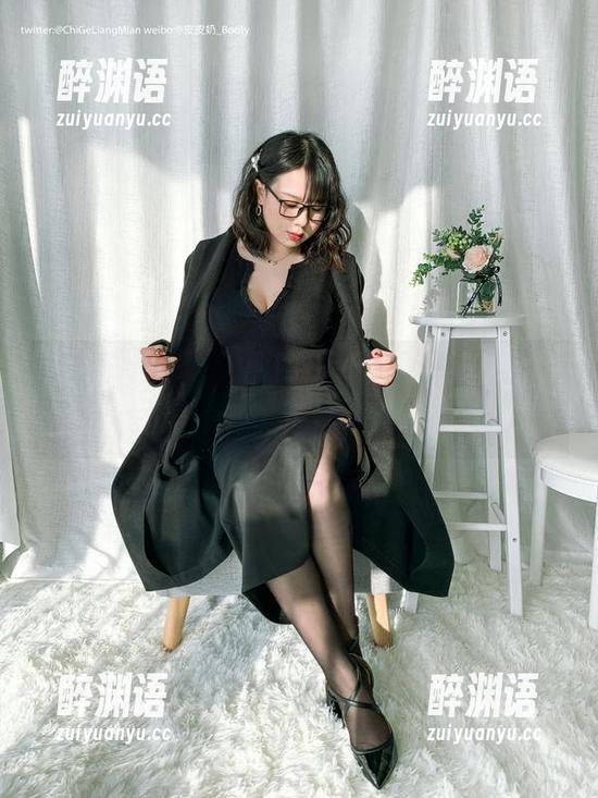 万圣节俯瞰，皮皮奶可可爱了啦的美图合集，你能找到哪只幽灵？