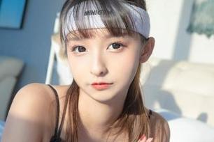 神楽坂真冬的白丝胡桃，最新写真竟然如此令人意外……