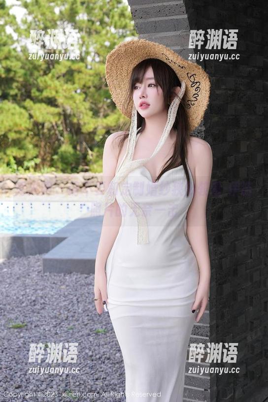 秀人网 - 请不要和定制婚纱狭隘较量-伊诺照片的无奈一击