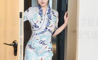 秀人网 – 这组私房写真里，允尔的是空姐，要不要让我也学学她的这股气场啊？