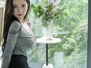 秀人网 – 原图那么轻松，李雅柔教你如何做个优雅的空姐，但不知从何开始。