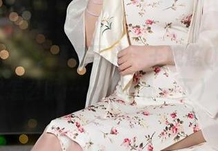 秀人网 – 最新网袜写真，王婉悠Queen这次怎么就……（脑补一下）。